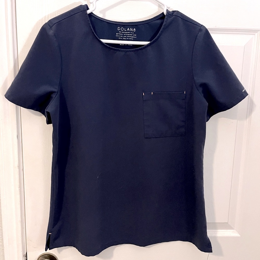 Dolan Women’s Scrub Set